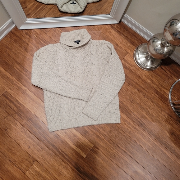 BURBERRY MEN'S SWEATER SIZE S - Picture 7 of 13